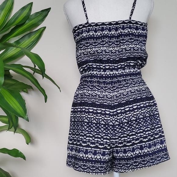 Blue and white Romper Sz. S - Picture 7 of 8